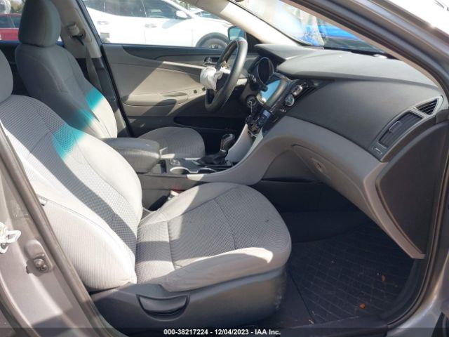 Photo 4 VIN: 5NPEB4AC8DH712233 - HYUNDAI SONATA 