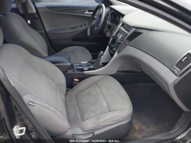 Photo 4 VIN: 5NPEB4AC8DH721028 - HYUNDAI SONATA 