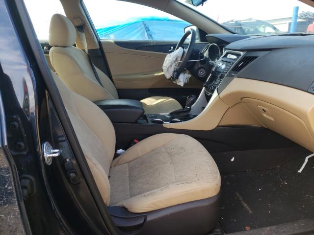 Photo 4 VIN: 5NPEB4AC8DH726343 - HYUNDAI SONATA GLS 