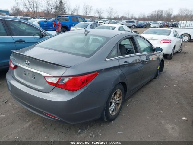 Photo 3 VIN: 5NPEB4AC8DH728898 - HYUNDAI SONATA 