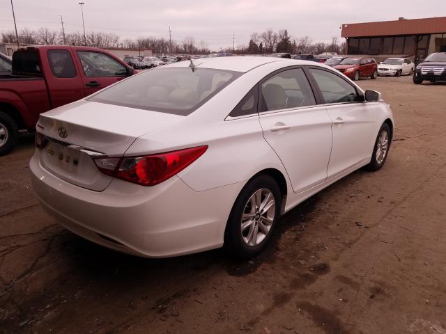 Photo 3 VIN: 5NPEB4AC8DH732367 - HYUNDAI SONATA GLS 