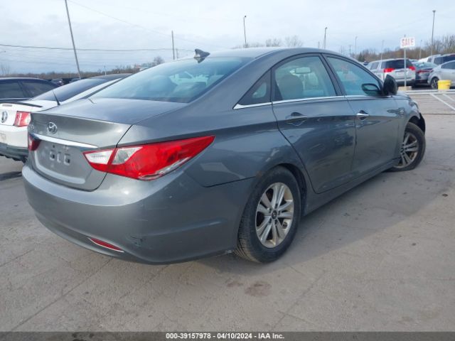 Photo 3 VIN: 5NPEB4AC8DH741148 - HYUNDAI SONATA 