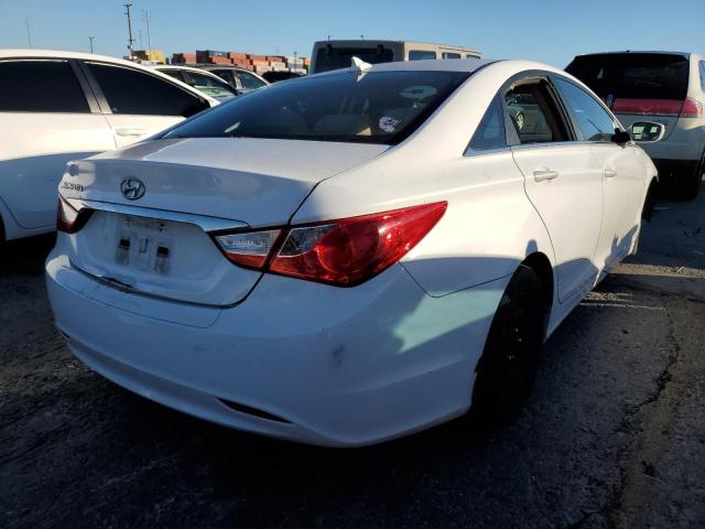 Photo 3 VIN: 5NPEB4AC8DH742851 - HYUNDAI SONATA GLS 