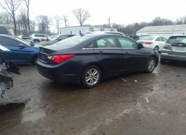 Photo 3 VIN: 5NPEB4AC8DH762226 - HYUNDAI SONATA 