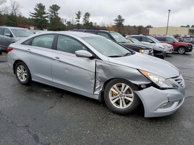 Photo 3 VIN: 5NPEB4AC8DH764302 - HYUNDAI SONATA 