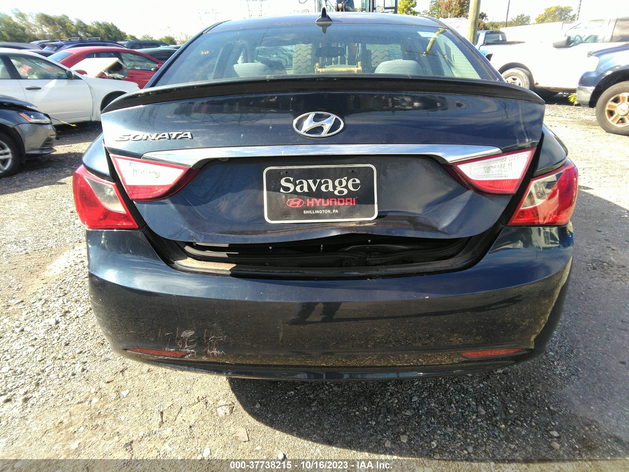 Photo 15 VIN: 5NPEB4AC8DH764526 - HYUNDAI SONATA 