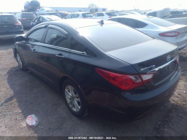 Photo 2 VIN: 5NPEB4AC8DH801963 - HYUNDAI SONATA 