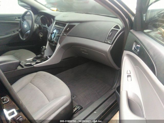 Photo 4 VIN: 5NPEB4AC8DH810064 - HYUNDAI SONATA 