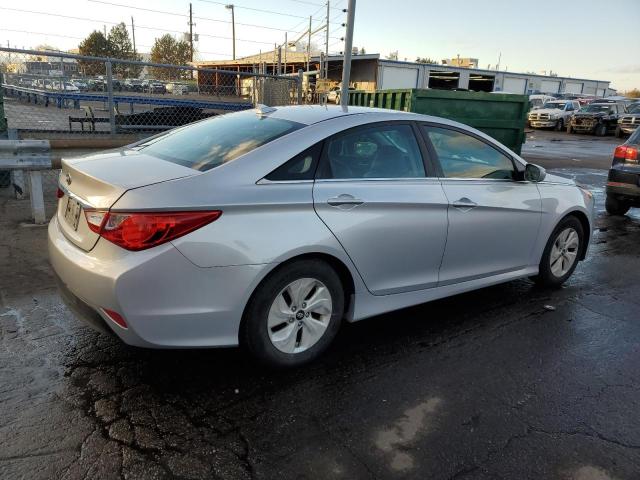 Photo 2 VIN: 5NPEB4AC8EH818716 - HYUNDAI SONATA GLS 