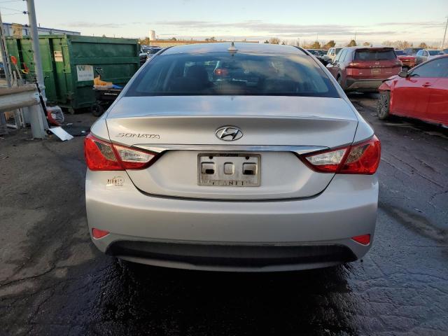 Photo 5 VIN: 5NPEB4AC8EH818716 - HYUNDAI SONATA GLS 