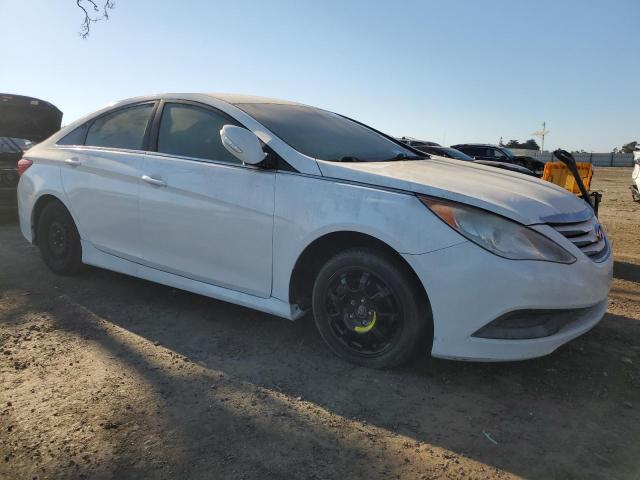 Photo 3 VIN: 5NPEB4AC8EH824807 - HYUNDAI SONATA GLS 