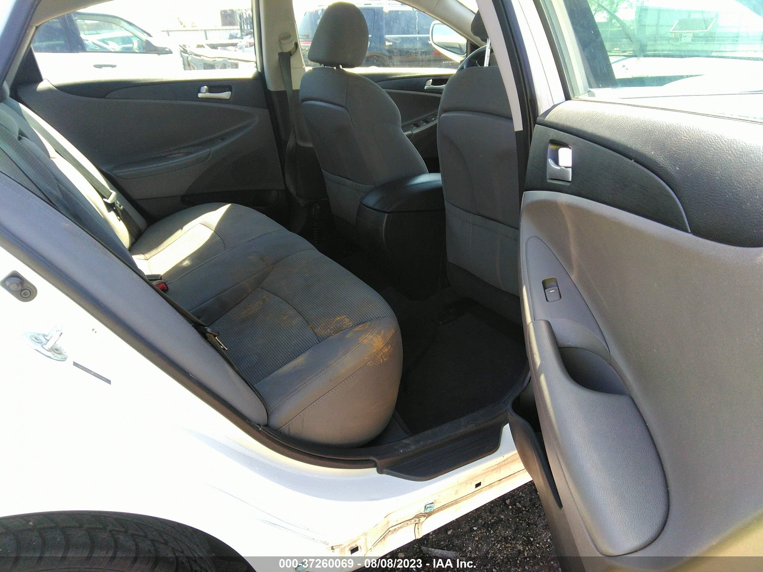 Photo 7 VIN: 5NPEB4AC8EH831045 - HYUNDAI SONATA 