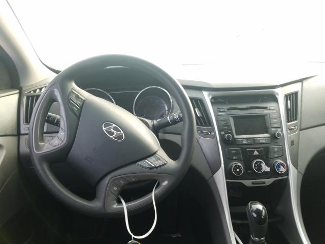 Photo 8 VIN: 5NPEB4AC8EH840828 - HYUNDAI SONATA GLS 