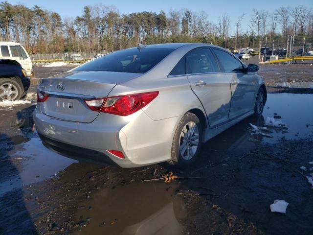 Photo 3 VIN: 5NPEB4AC8EH877815 - HYUNDAI SONATA GLS 