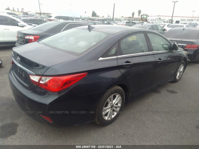 Photo 3 VIN: 5NPEB4AC8EH891052 - HYUNDAI SONATA 