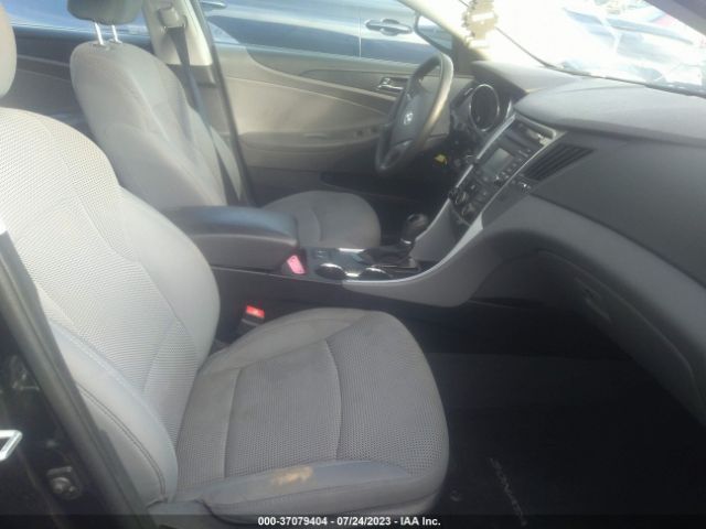 Photo 4 VIN: 5NPEB4AC8EH900302 - HYUNDAI SONATA 