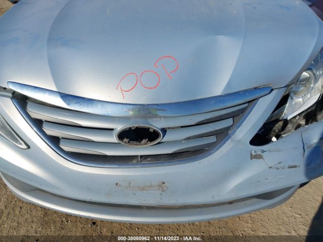 Photo 9 VIN: 5NPEB4AC8EH904821 - HYUNDAI SONATA 