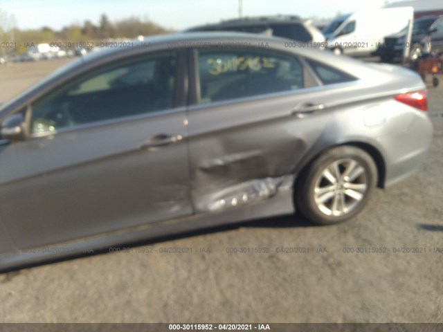 Photo 5 VIN: 5NPEB4AC8EH905113 - HYUNDAI SONATA 