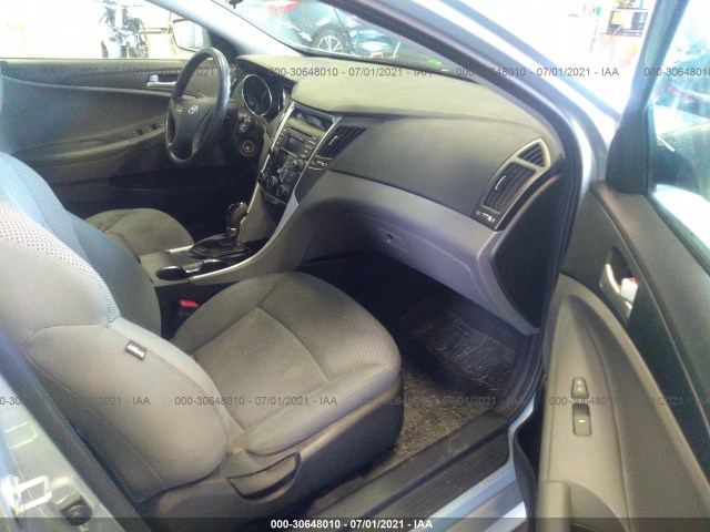 Photo 4 VIN: 5NPEB4AC8EH913020 - HYUNDAI SONATA 