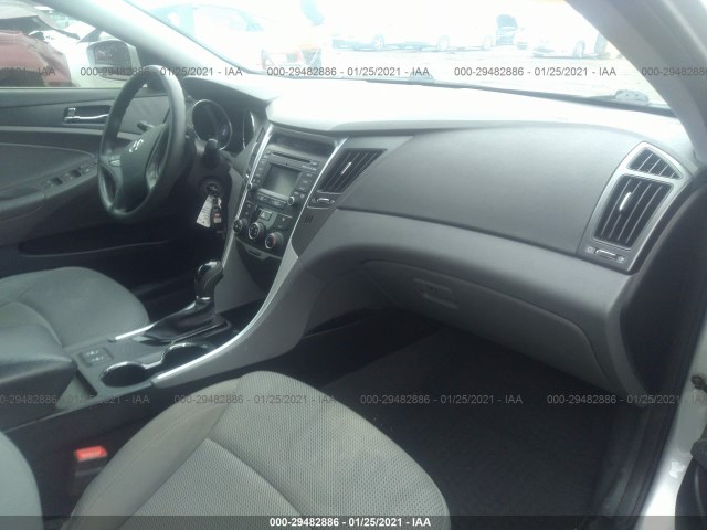 Photo 4 VIN: 5NPEB4AC8EH916032 - HYUNDAI SONATA 