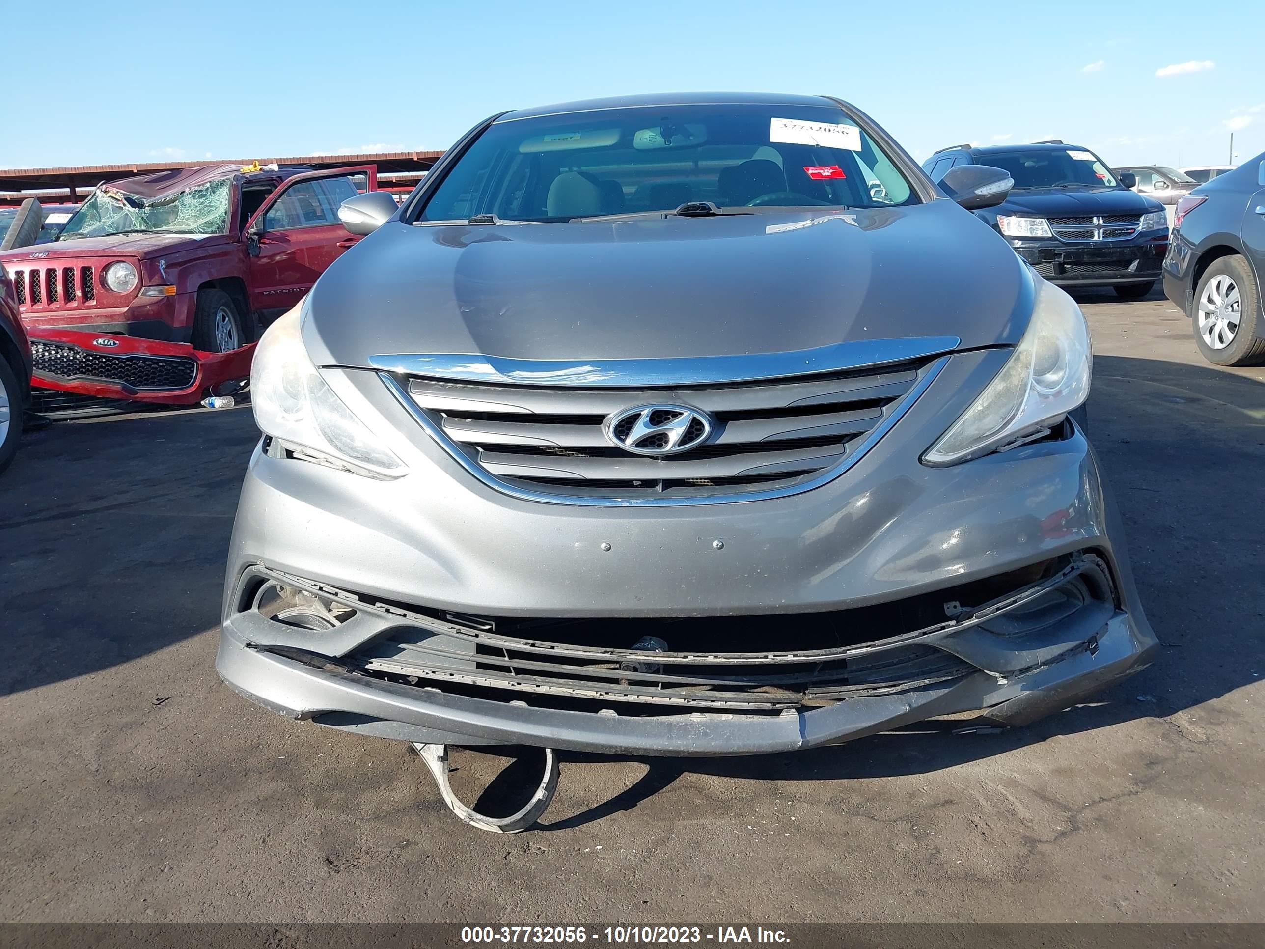 Photo 5 VIN: 5NPEB4AC8EH938287 - HYUNDAI SONATA 