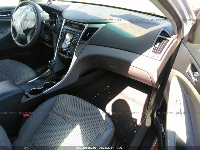 Photo 4 VIN: 5NPEB4AC9BH011889 - HYUNDAI SONATA 