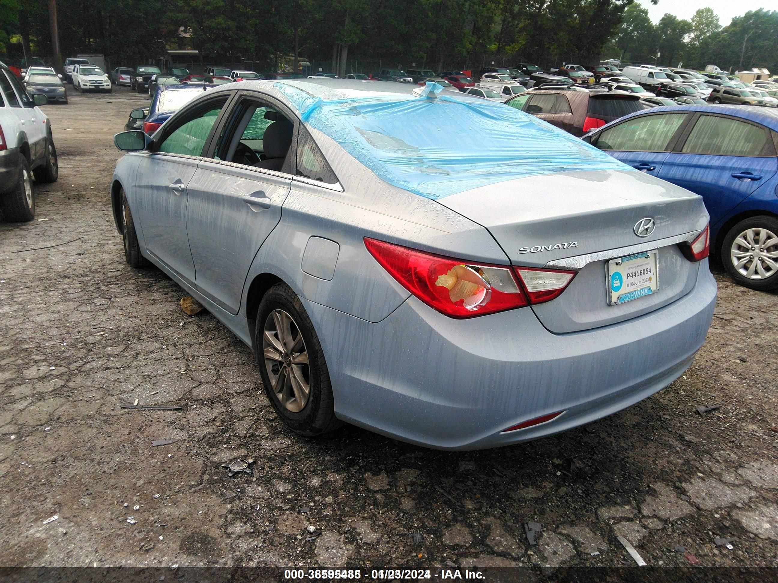 Photo 3 VIN: 5NPEB4AC9BH023668 - HYUNDAI SONATA 