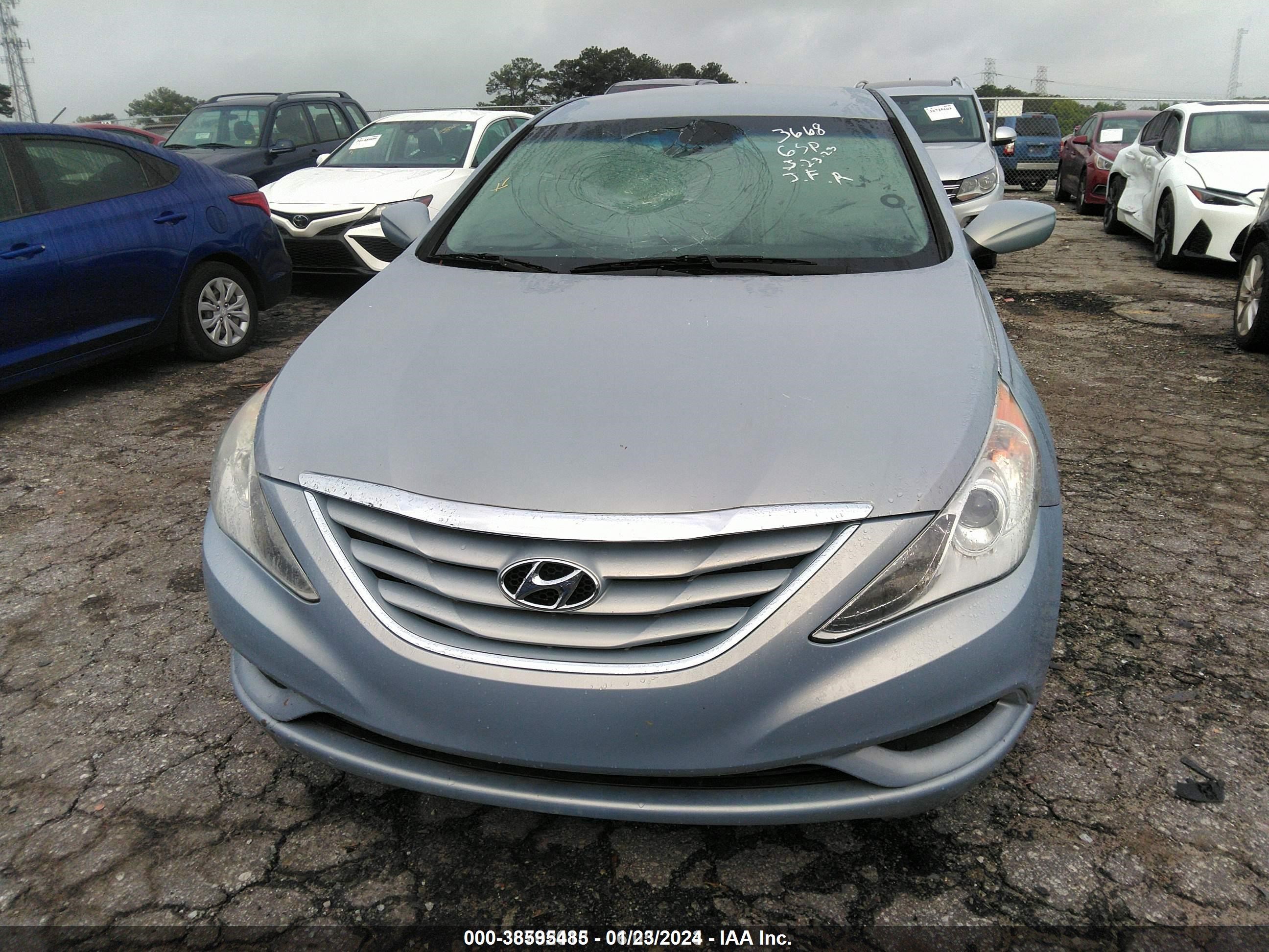 Photo 6 VIN: 5NPEB4AC9BH023668 - HYUNDAI SONATA 