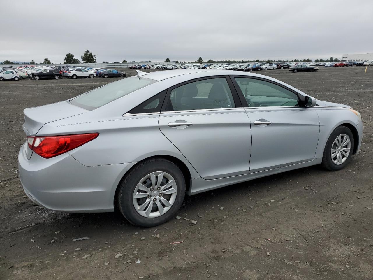 Photo 2 VIN: 5NPEB4AC9BH030362 - HYUNDAI SONATA 