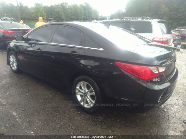 Photo 2 VIN: 5NPEB4AC9BH046058 - HYUNDAI SONATA 