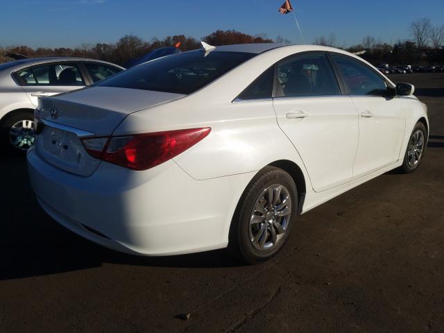 Photo 3 VIN: 5NPEB4AC9BH058128 - HYUNDAI SONATA GLS 