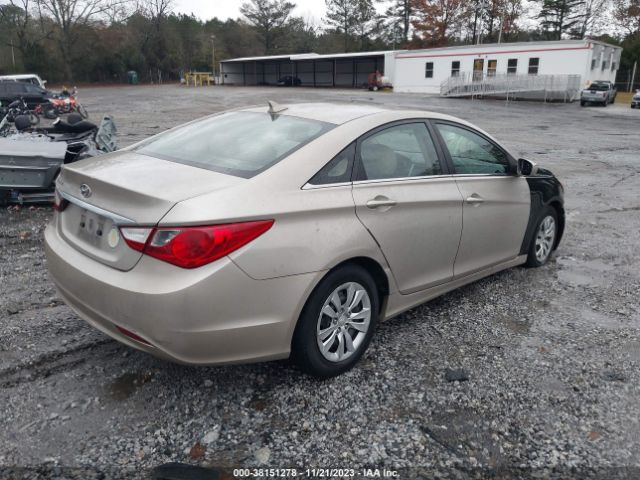 Photo 3 VIN: 5NPEB4AC9BH058680 - HYUNDAI SONATA 