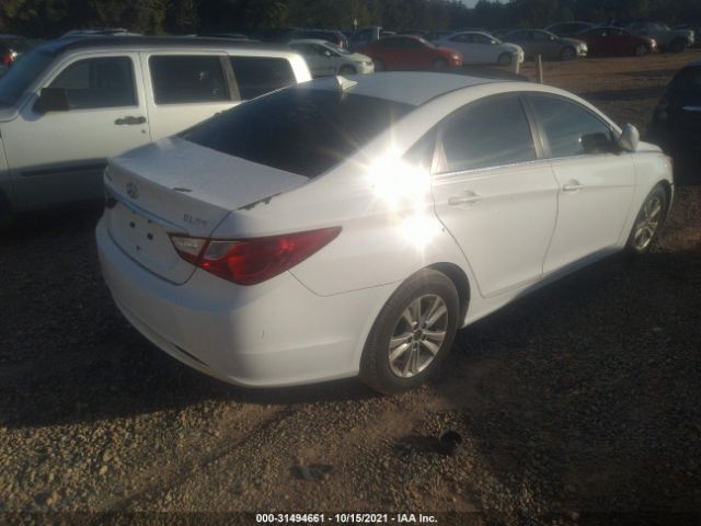 Photo 3 VIN: 5NPEB4AC9BH060428 - HYUNDAI SONATA 