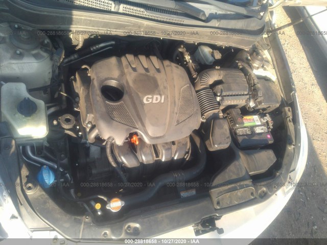 Photo 9 VIN: 5NPEB4AC9BH060610 - HYUNDAI SONATA 