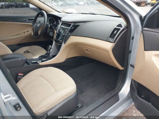 Photo 4 VIN: 5NPEB4AC9BH064348 - HYUNDAI SONATA 