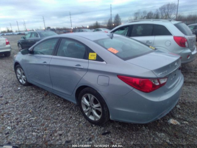 Photo 2 VIN: 5NPEB4AC9BH070490 - HYUNDAI SONATA 