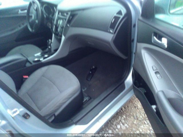 Photo 4 VIN: 5NPEB4AC9BH070490 - HYUNDAI SONATA 