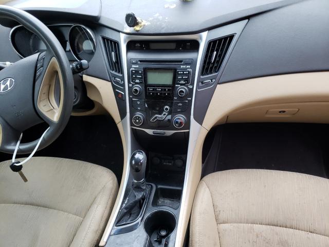 Photo 8 VIN: 5NPEB4AC9BH087788 - HYUNDAI SONATA GLS 