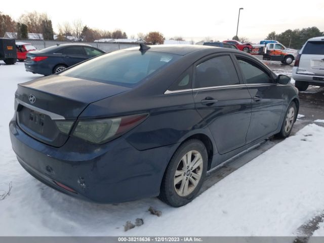 Photo 3 VIN: 5NPEB4AC9BH092151 - HYUNDAI SONATA 