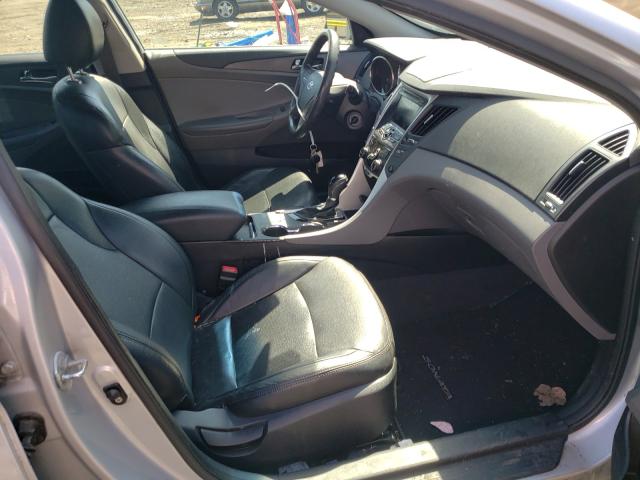 Photo 4 VIN: 5NPEB4AC9BH140344 - HYUNDAI SONATA GLS 