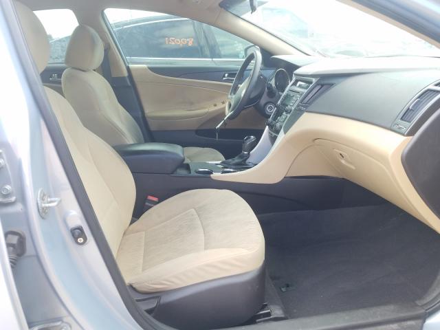 Photo 4 VIN: 5NPEB4AC9BH141123 - HYUNDAI SONATA GLS 