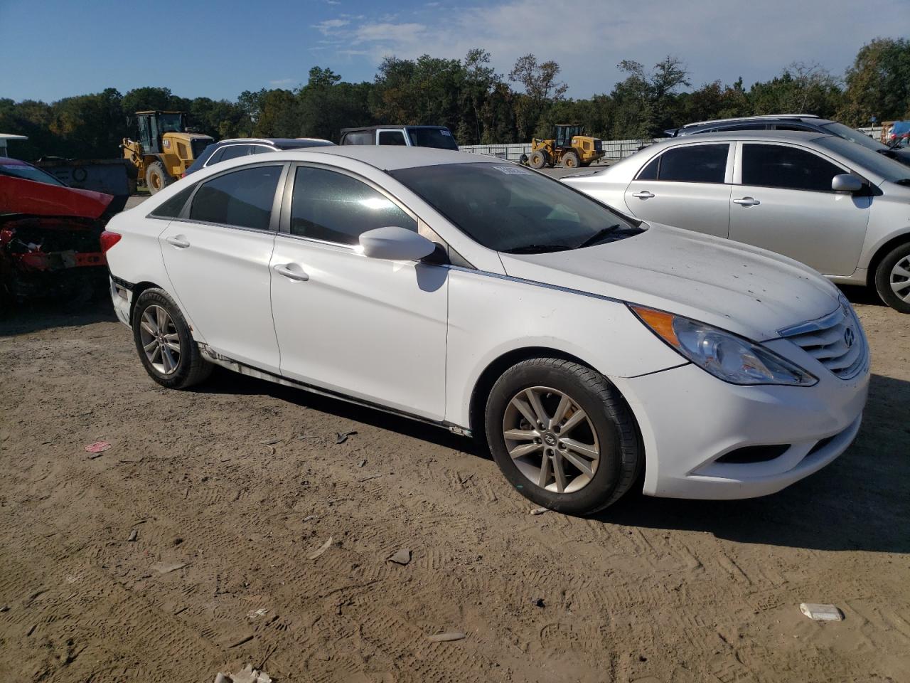 Photo 3 VIN: 5NPEB4AC9BH161761 - HYUNDAI SONATA 