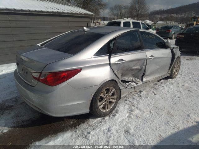 Photo 3 VIN: 5NPEB4AC9BH171335 - HYUNDAI SONATA 