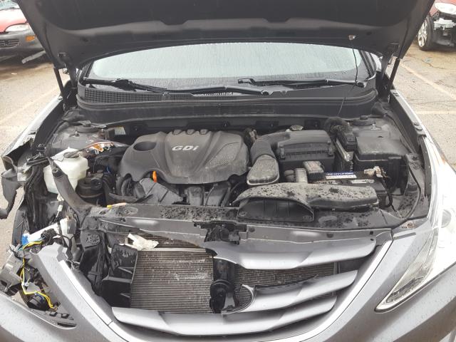 Photo 6 VIN: 5NPEB4AC9BH181735 - HYUNDAI SONATA GLS 