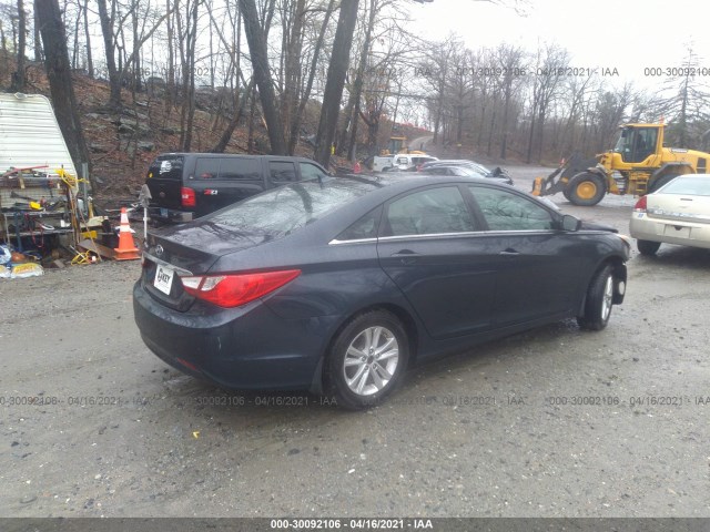 Photo 3 VIN: 5NPEB4AC9BH186448 - HYUNDAI SONATA 