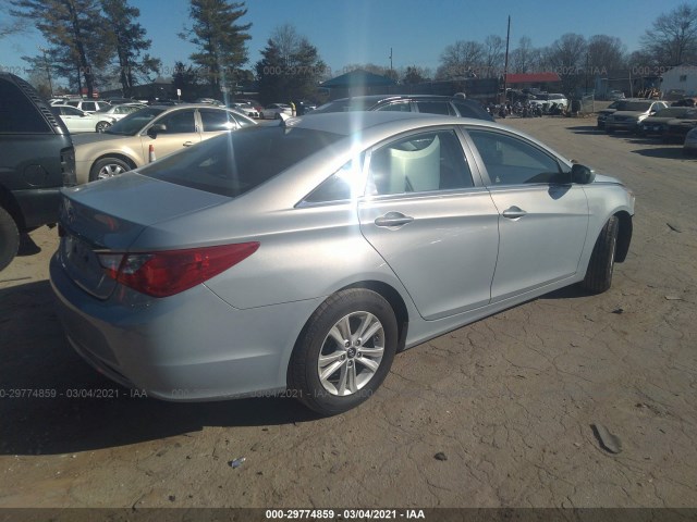 Photo 3 VIN: 5NPEB4AC9BH190208 - HYUNDAI SONATA 