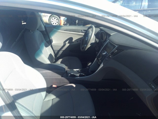 Photo 4 VIN: 5NPEB4AC9BH190208 - HYUNDAI SONATA 