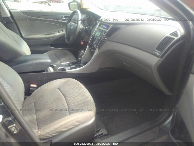 Photo 4 VIN: 5NPEB4AC9BH215446 - HYUNDAI SONATA 