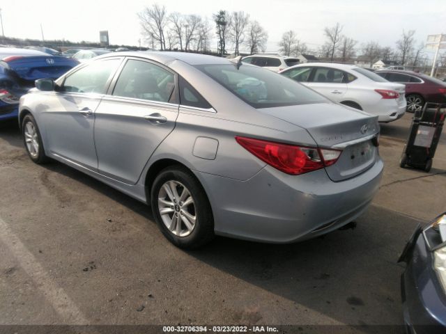 Photo 2 VIN: 5NPEB4AC9BH216824 - HYUNDAI SONATA 