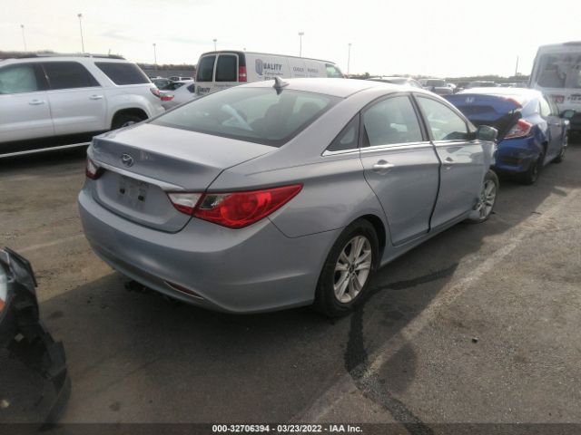 Photo 3 VIN: 5NPEB4AC9BH216824 - HYUNDAI SONATA 